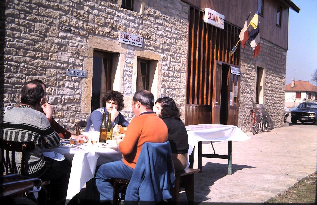 bourse_1-1975.jpg