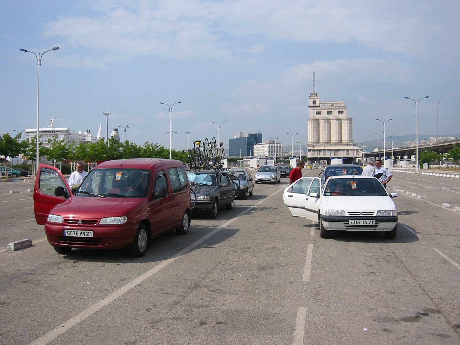104-0463_IMG.JPG