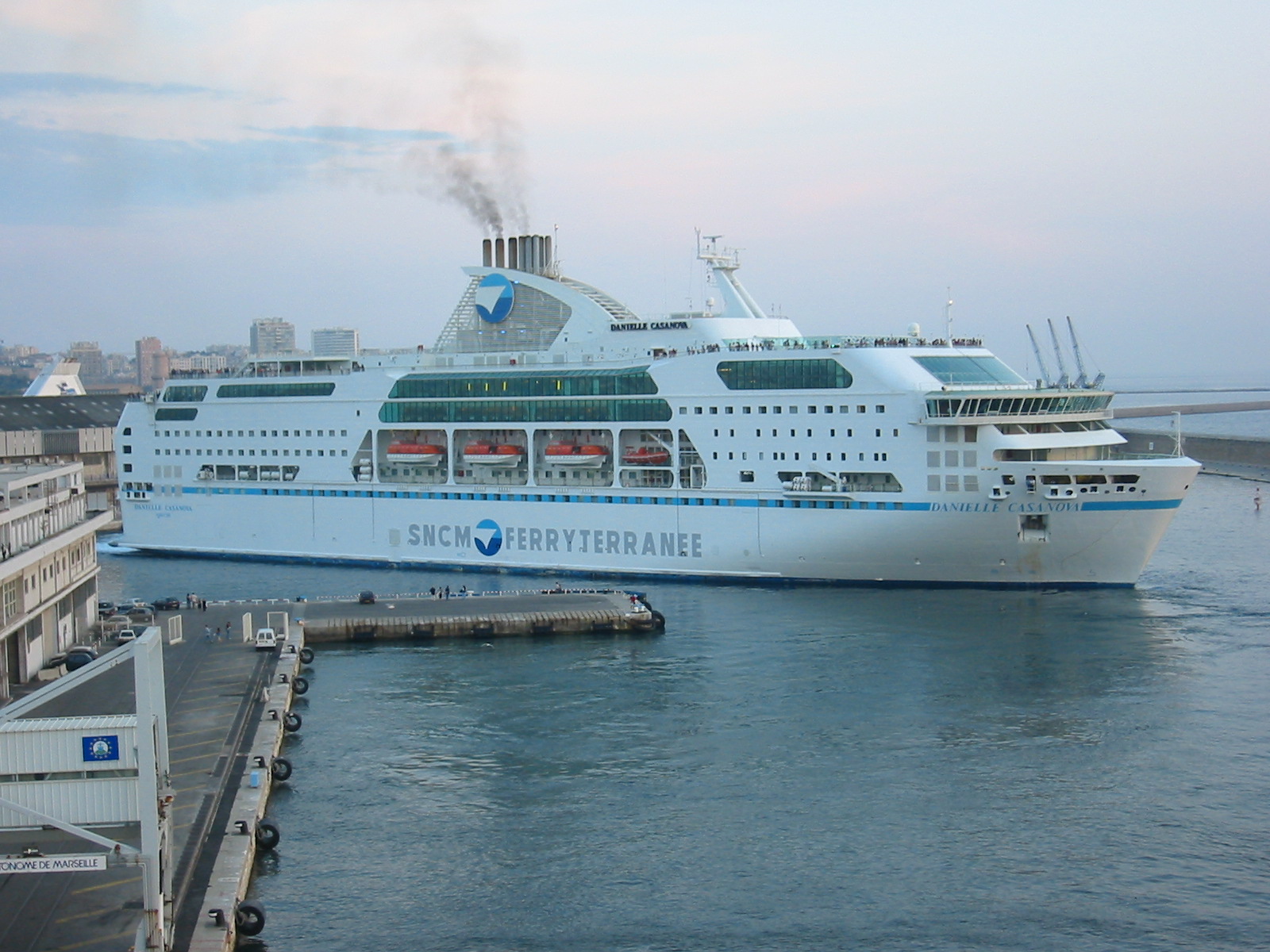 104-0483_IMG.JPG