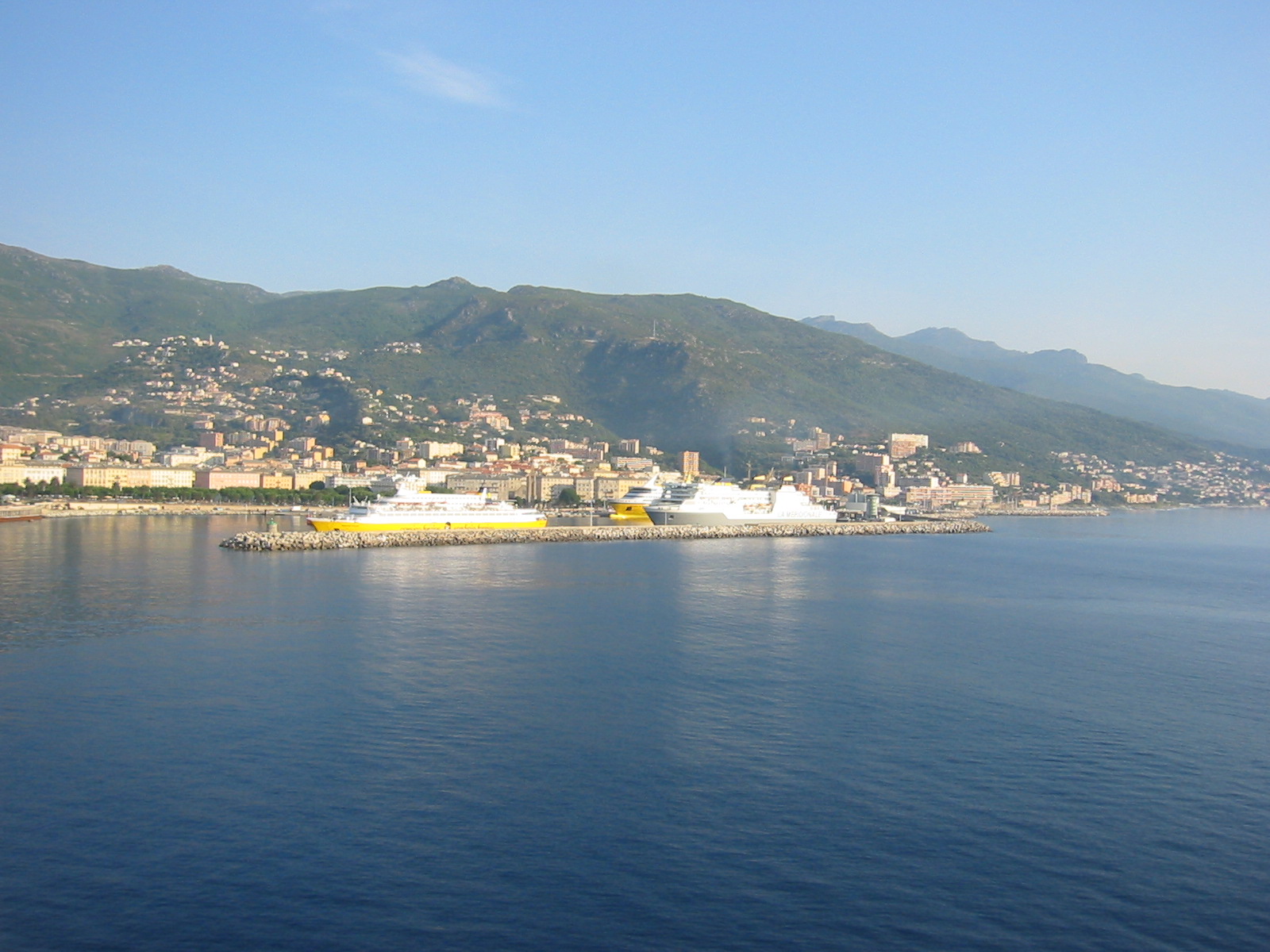 105-0504_IMG.JPG