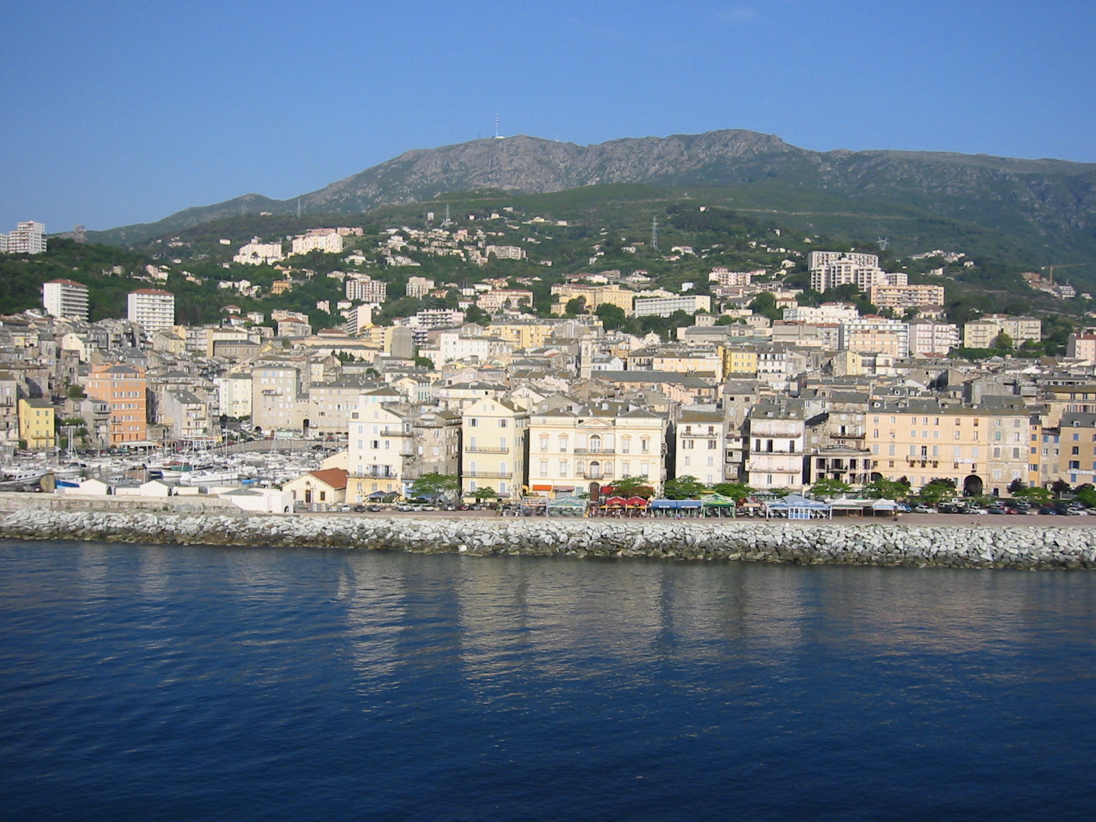 105-0508_IMG.JPG