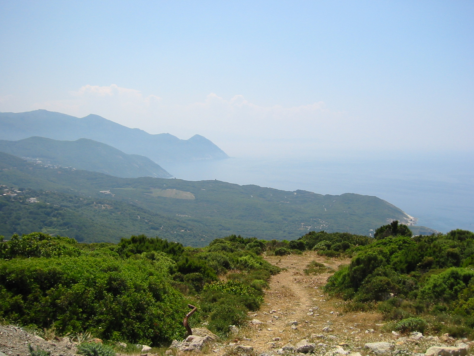 105-0532_IMG.JPG