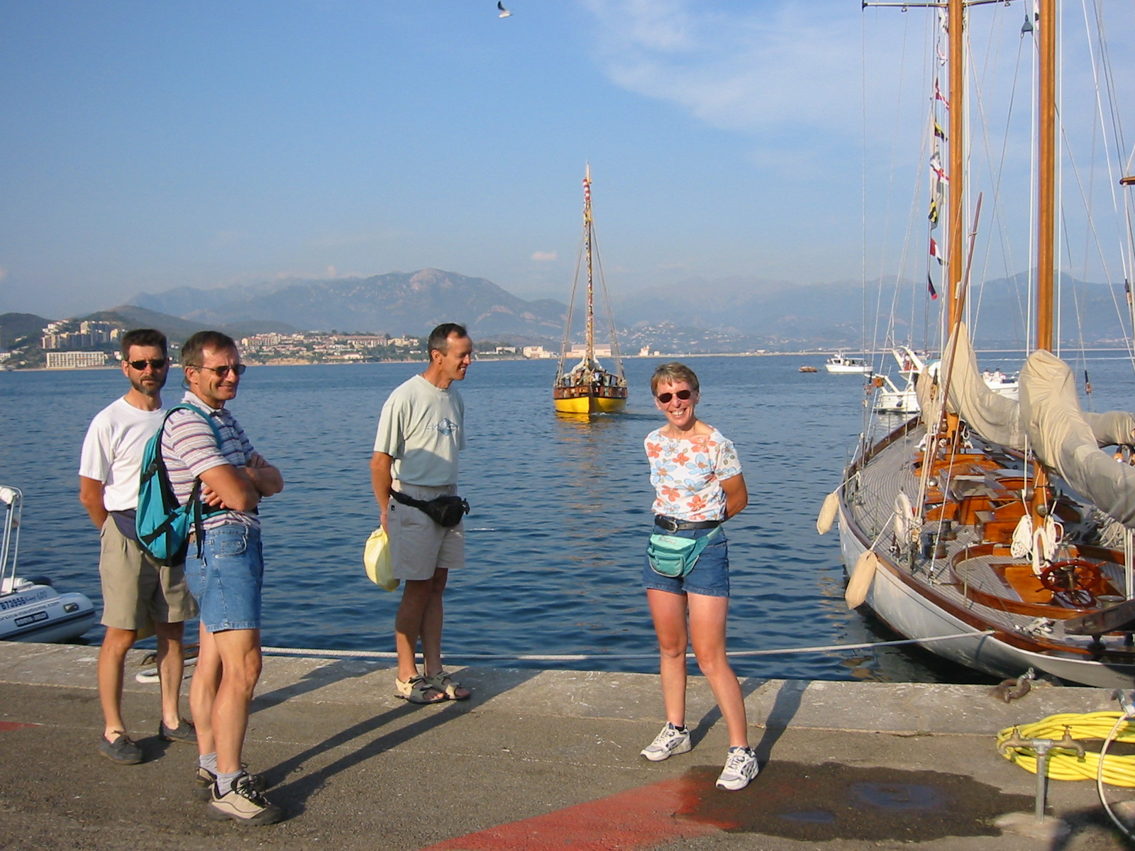 106-0678_IMG.JPG