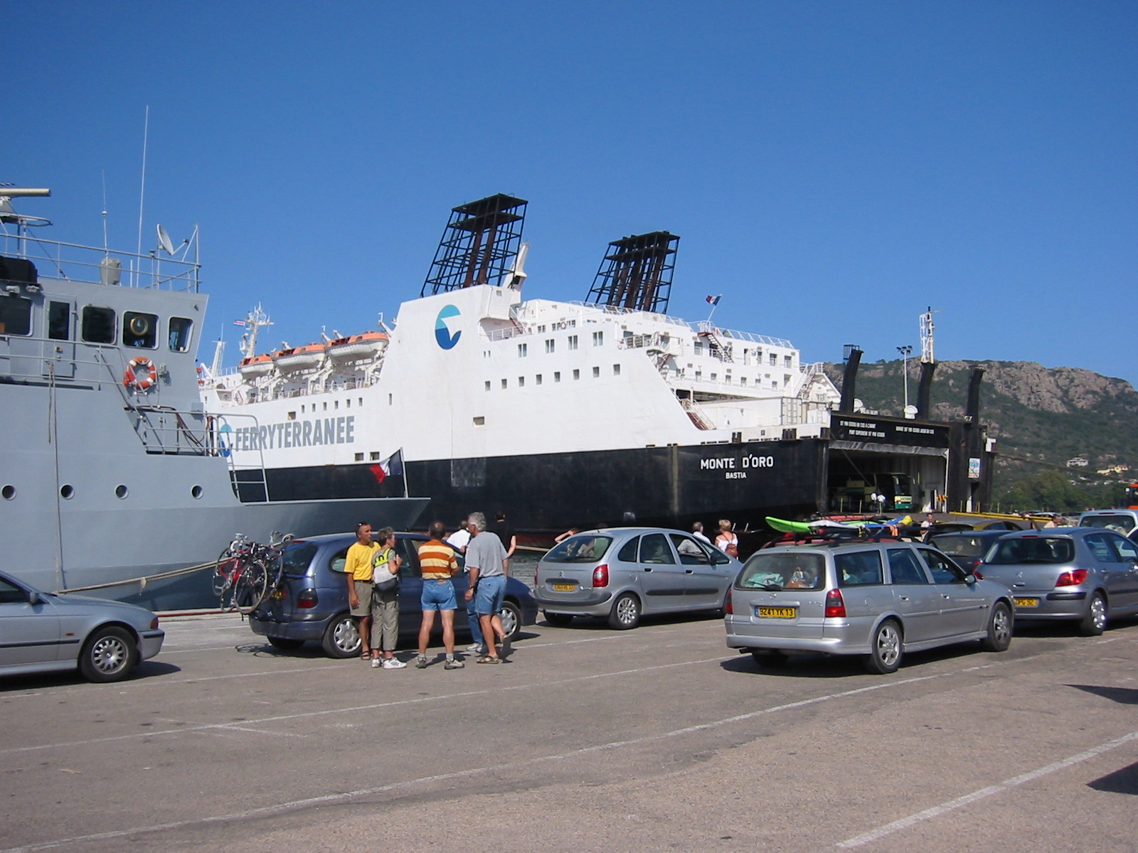 107-0794_IMG.JPG