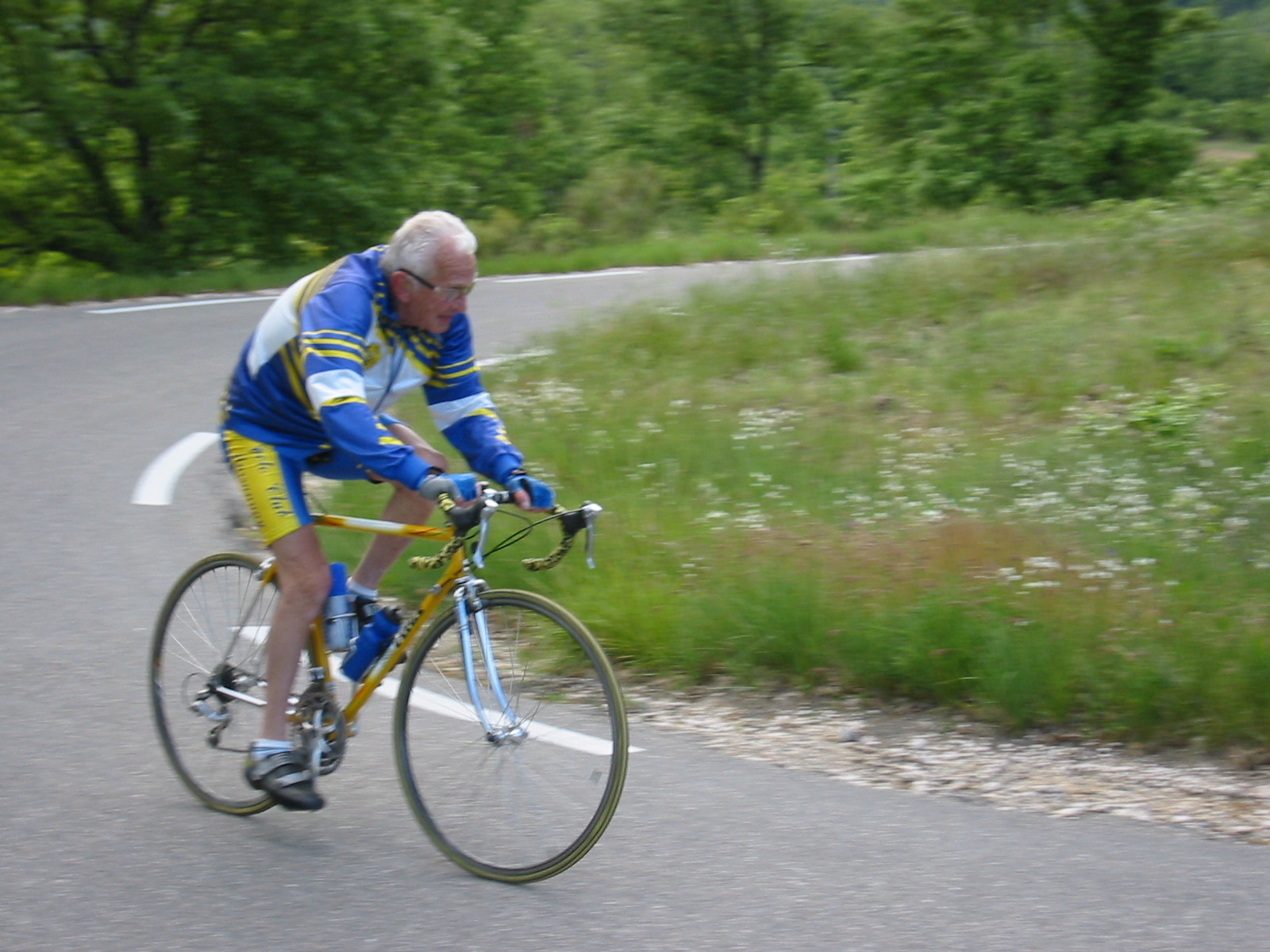 Sortie_CLM_2004_a_Cereste_250.jpg